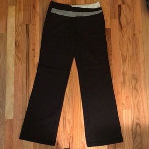 Lululemon black yoga pant
